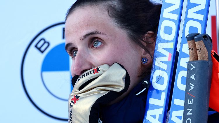 Es ist möglich, dass Julia Simon zugucken muss.