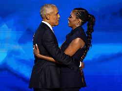 "Sprich nicht mit mir": Michelle Obama verrät, wie Dates mit ihrem Mann aussehen