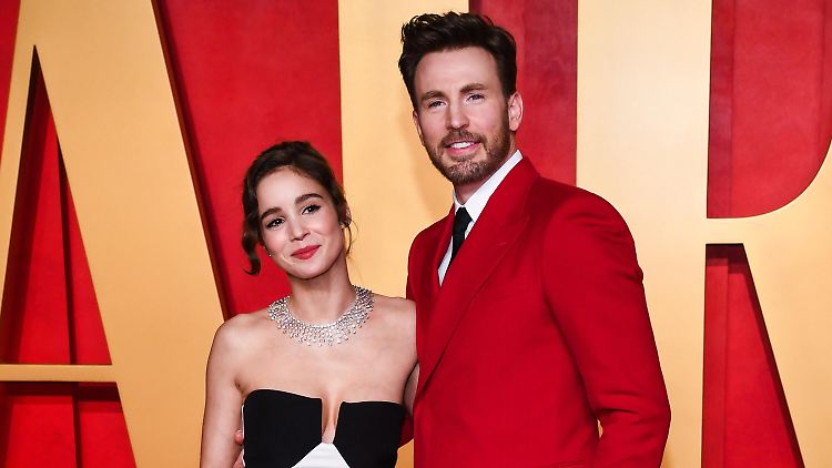 Alba Baptista und Chris Evans haben 2023 geheiratet - nun sind sie auch Eltern geworden.