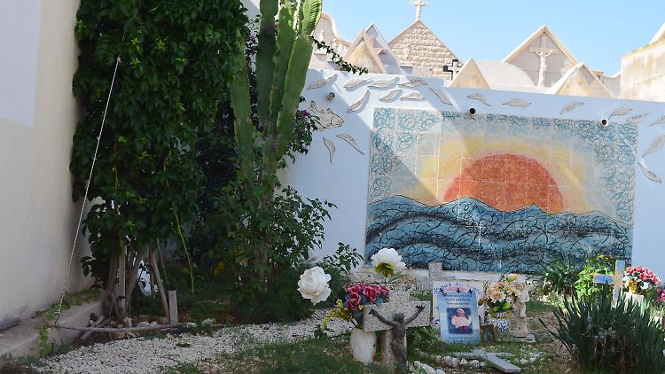 Bis zu 90 Migranten liegen auf dem Friedhofsareal begraben.
