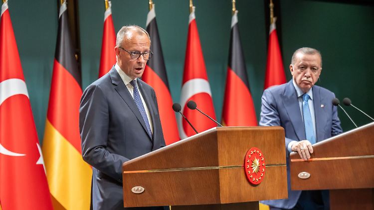 Bundeskanzler Merz bietet der Türkei eine Neubelebung der strategischen Partnerschaft an