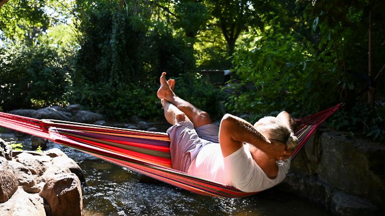 Besonders stark ist der Effekt von Erbschaften auf die Arbeitszeit laut einer aktuellen Studie bei älteren Arbeitnehmern.