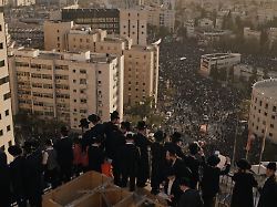 Demonstration in Jerusalem: Jugendlicher stirbt bei Massenprotest ultraorthodoxer Juden