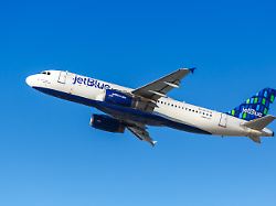 Mehr als ein Dutzend Verletzte: Jetblue-Maschine verliert an Höhe und muss notlanden