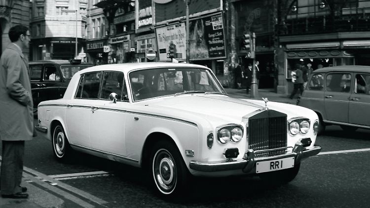 Mit dem Anspruch des besten Autos der Welt: Der Rolls-Royce Silver Shadow konterte 1965 den Mercedes 600, aber auch Cadillac und Lincoln.