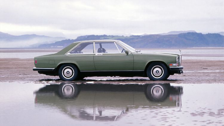 Nach nur 529 Einheiten endete 1987 die Produktion des Camargue – dagegen setzte der Silver Shadow eine erste Rekordmarke in der Unternehmensgeschichte mit über 34.000 Einheiten.