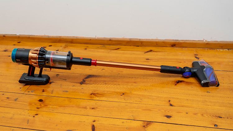 Das Verlängerungsrohr ist nicht verstellbar.