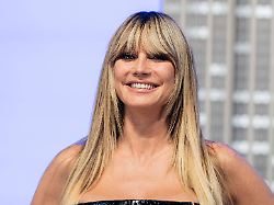 "Es geht los": Heidi Klum lässt erstes Detail ihres Halloween-Kostüms aufblitzen