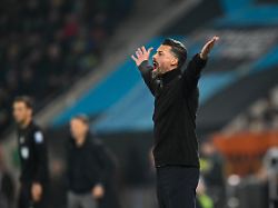 Genervt vom "Personenkult": Beim FC Augsburg kippt Fan-Stimmung rund um Sandro Wagner