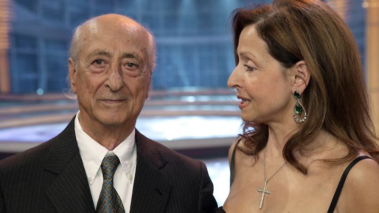 Er schuf unvergessliche Schlager und verhalf seiner Tochter Vicky zum Sieg beim Grand Prix: Leo Leandros.