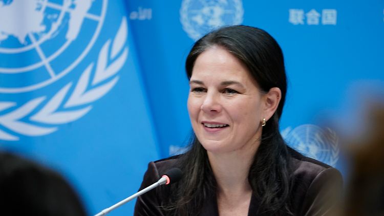 Annalena Baerbock am Dienstag in New York bei der Arbeit.