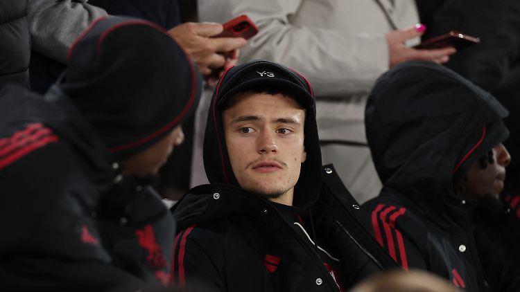 Bankdrücker Florian Wirtz durfte erst nach 77 Minuten mitspielen.