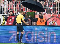 "Wo kommen wir eigentlich hin?": Horst Heldt ist nach VAR-Einsatz außer sich