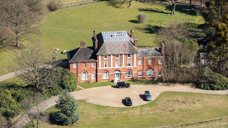 Die denkmalgeschützte Forest Lodge soll einen Wert von umgerechnet rund 18,5 Millionen Euro haben.