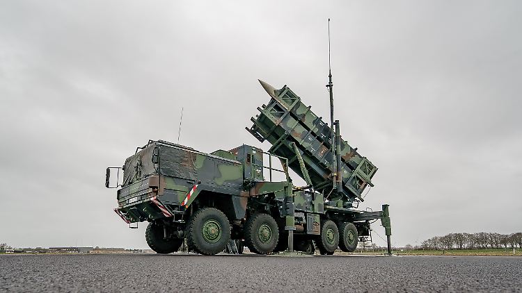 Die Ukraine verfügte bislang nur über wenige Flugabwehrsysteme vom Typ Patriot, die vor allem aus Deutschland oder mit deutscher Hilfe geliefert wurden.