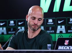 Aufregung am Mittellandkanal: Rasanter Absturz: VfL Wolfsburg kämpft um seinen Trainer