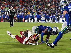 Nichts für schwache Nerven: Schreckliche NFL-Szene hat offenbar fürchterliche Folgen