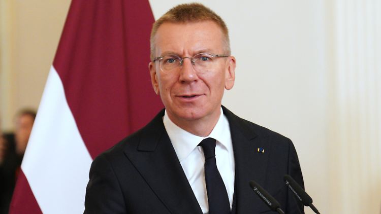 Lettlands Präsident Rinkevics schickt das umstrittene Gesetz zurück ins Parlament.
