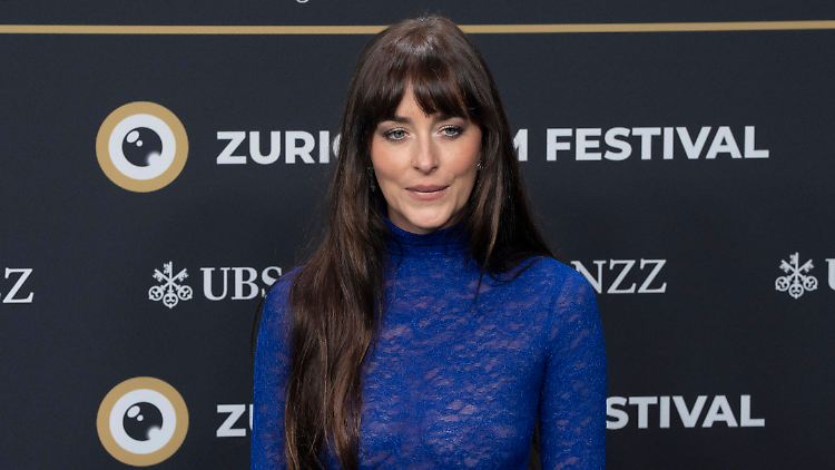 Dakota Johnson und Chris Martin sind seit dem Sommer getrennt.