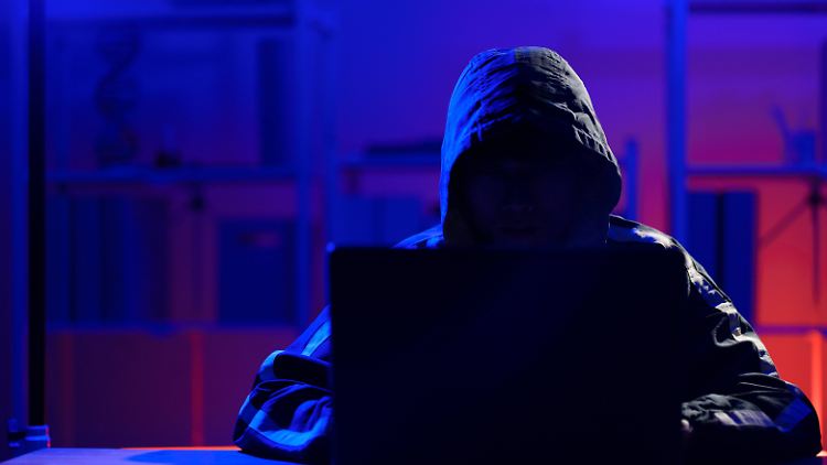 Die jugendlichen Opfer wurden über Gamingplattformen kontaktiert.