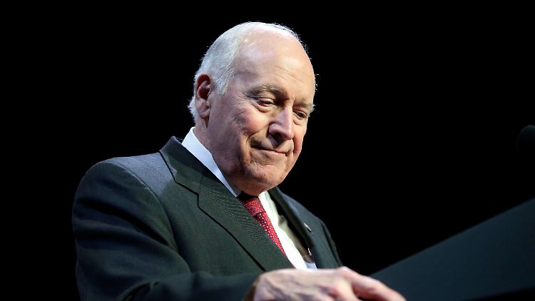 Acht Jahre lang war Dick Cheney Vizepräsident von George W. Bush.