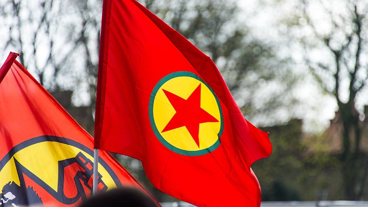 Im Zuge eines neuen Friedensprozesses kündigte die PKK im Mai 2025 ihre Auflösung an.