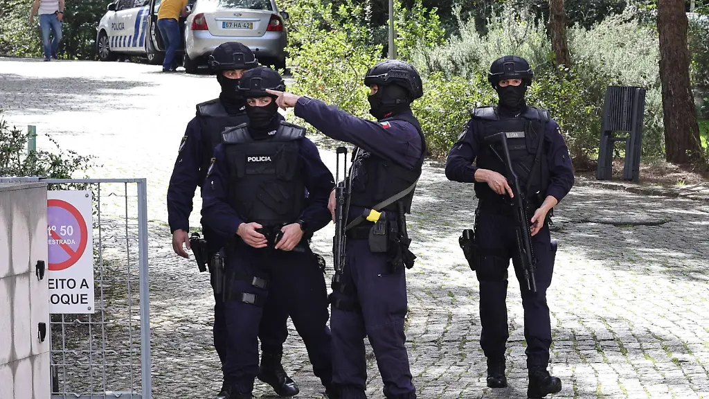 a5c728c00c013a248893320d5c9425b1