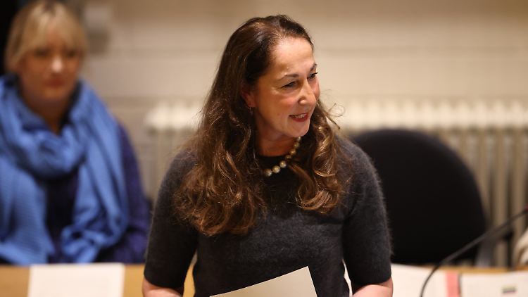 Stalzer ist Bürgermeisterin in Herdecke.