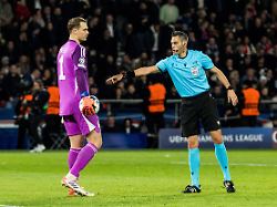 Für einen Satz muss er antanzen: Manuel Neuer wundert sich über "Sinnlos"-Aktion des Schiris