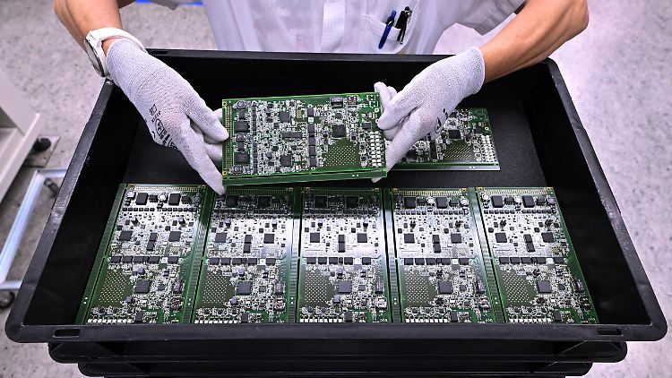 Sowohl in der Elektroindustrie als auch im Fahrzeugbau lief es im September gut.