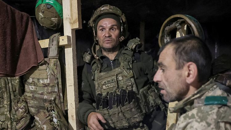 Ukrainische Soldaten an der Front nahe Pokrowsk. 