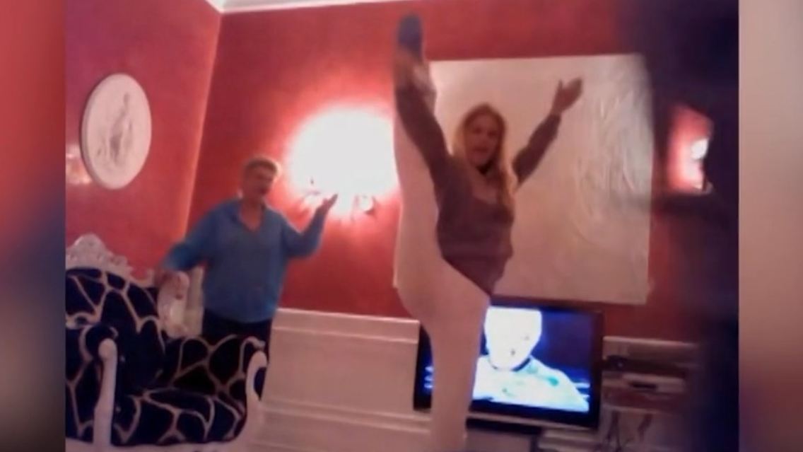 Michelle Hunziker.jpg