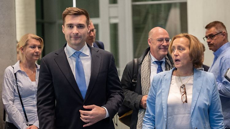 Alex Bruesewitz und Beatrix von Storch im Marie-Elisabeth-Lüders-Haus in Berlin. Titel seines Vortrags am Mittwochabend war: "Der globale Kampf um Wahrheit".