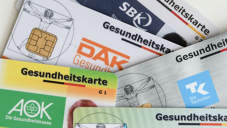 Je 100 Millionen Euro werden bei Verwaltungskosten der Kassen und einem Fonds zur Versorgungsforschung gespart. 