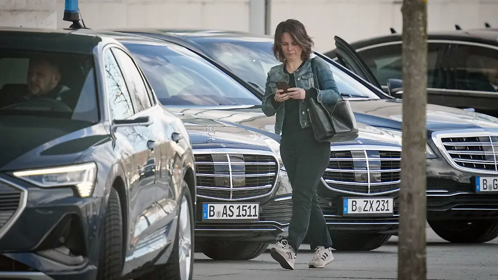 6df6edb2969d673e7f7227067d9e3a77