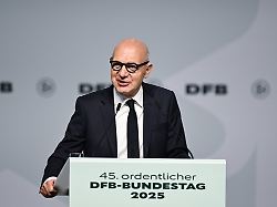 Gewählt ohne Gegenkandidaten: Bernd Neuendorf bleibt DFB-Präsident bis 2029
