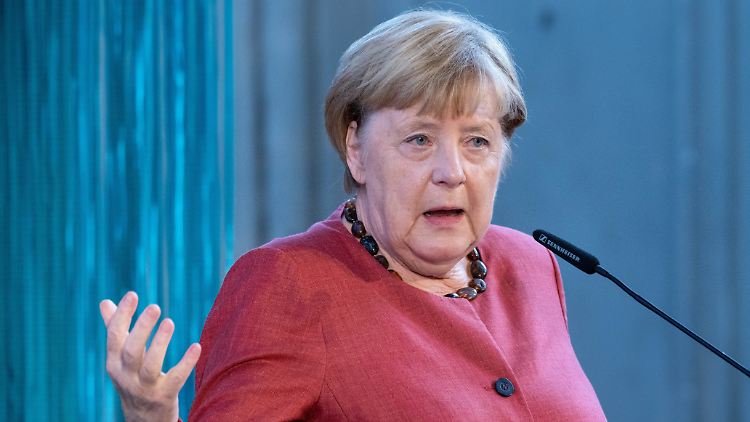 Für das Scheitern eines Gesprächsformats der EU mit Putin machte Merkel Polen und die baltischen Staaten verantwortlich.