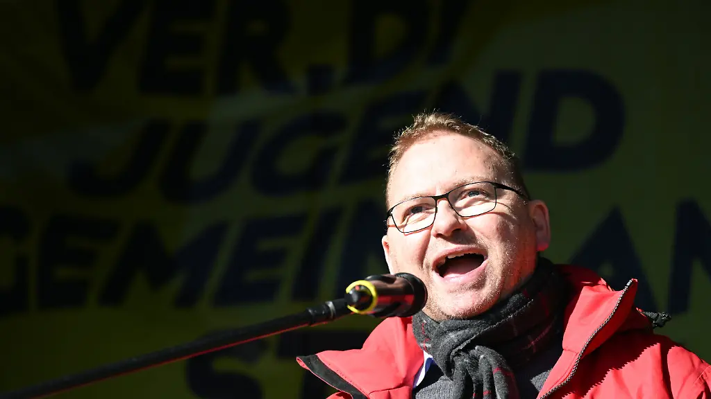 da5bad4b0cc9868ccaaa9dbfdca5deff