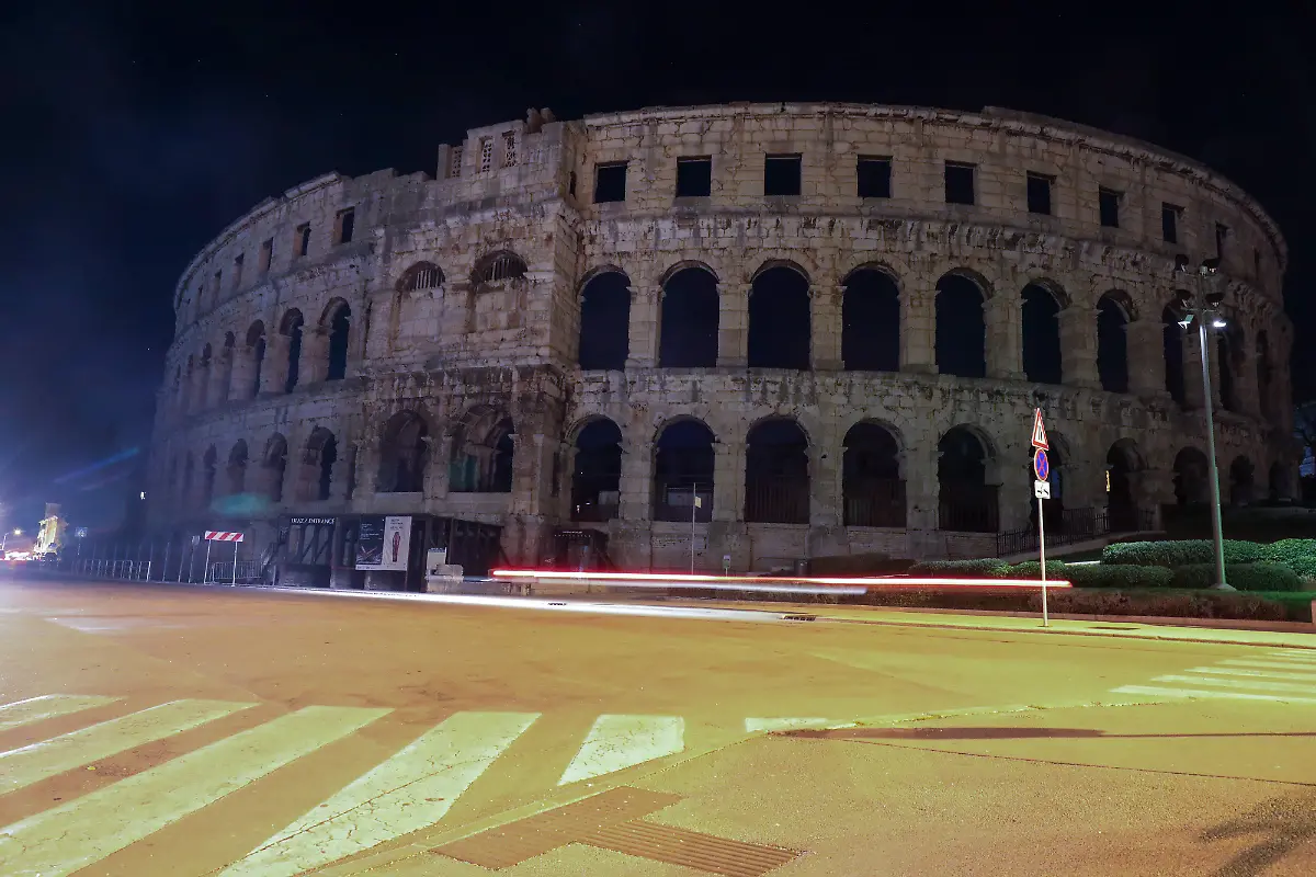 7598de93efb8cbe72b183236780f732b