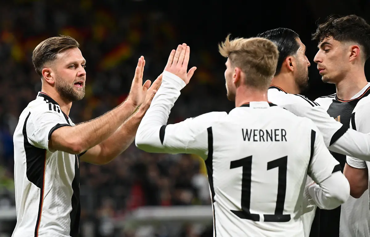 4a93e9cfeb64cf2778beb04574baed63