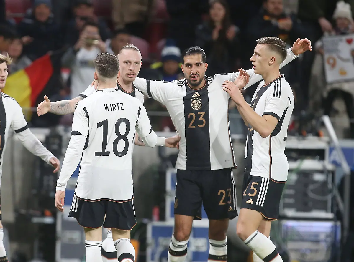 75de4c9e3edddf76423a3e7e7c73e39b