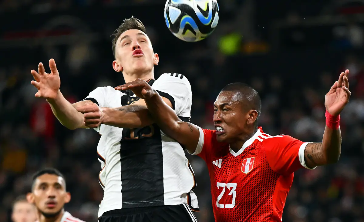 1d8ed0be2a51fb75b2c82b80cffc8e77