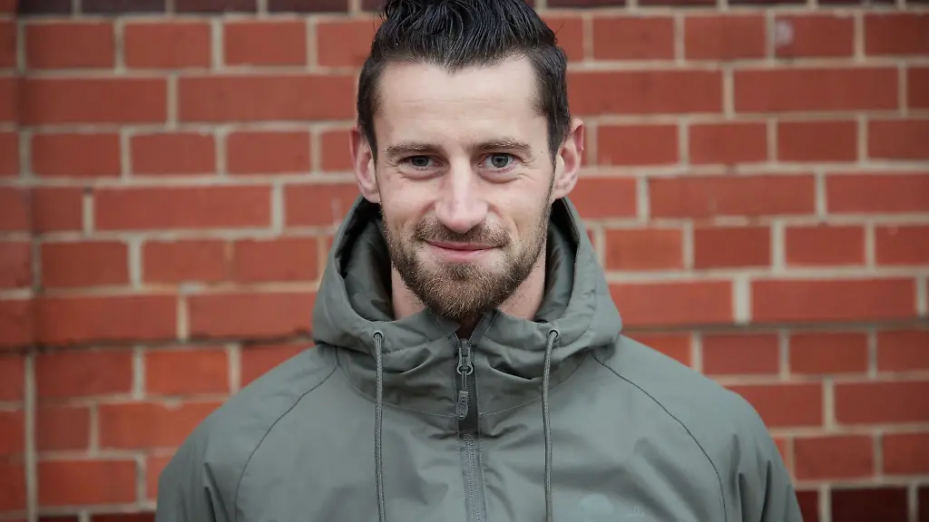 Jan-Philipp-Kalla-bestreitet-am-Samstag-sein-Abschiedsspiel-fuer-den-FC-St-Pauli