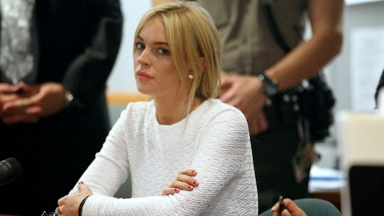 Schuldet sie Lugner knapp 200.000 Euro? Lindsay Lohan.