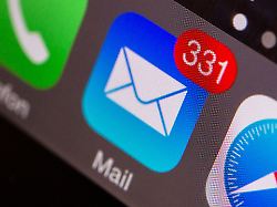 Zu Viele E Mails Die Im Job Auf Sie Warten Dann Kann Es Sinnvoll Sein Wichtiges Von Weniger Dringendem Zu Trennen Und Zwar Mit Hilfe Einzelner Unterordner