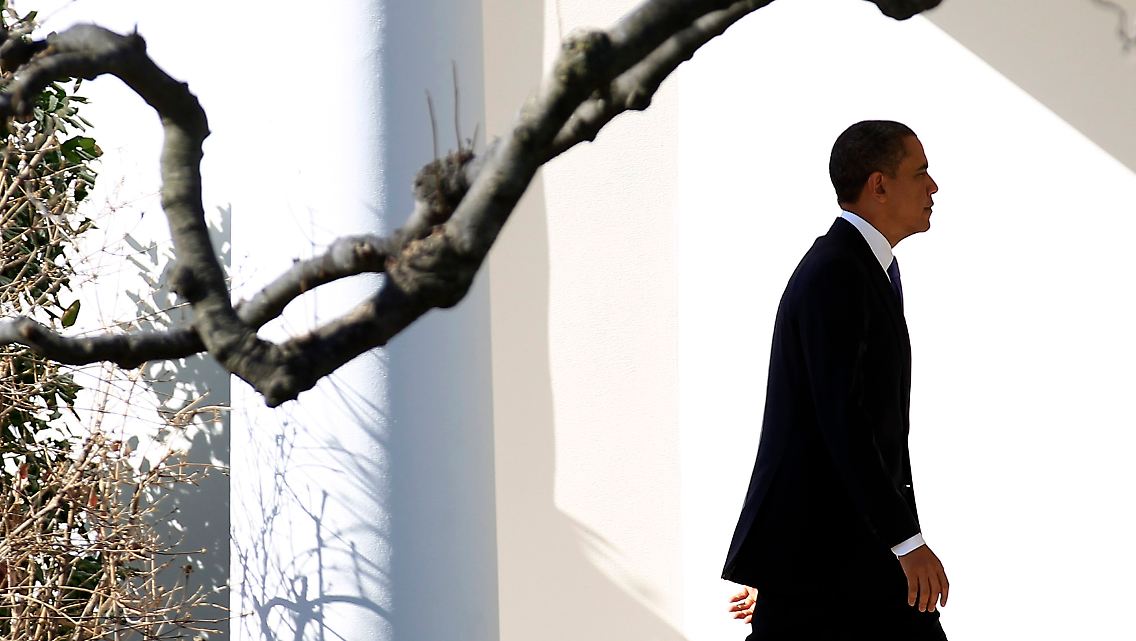 2011-02-14T165700Z_01_WAS804_RTRMDNP_3_OBAMA.JPG347425254578404688.jpg