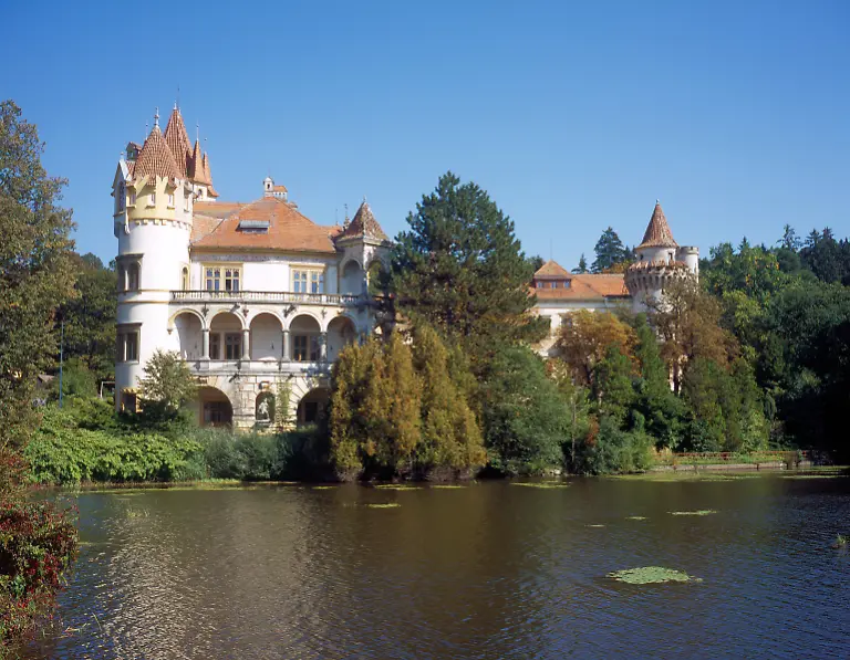 Wasserschloss-Zinkovy-Tschechien