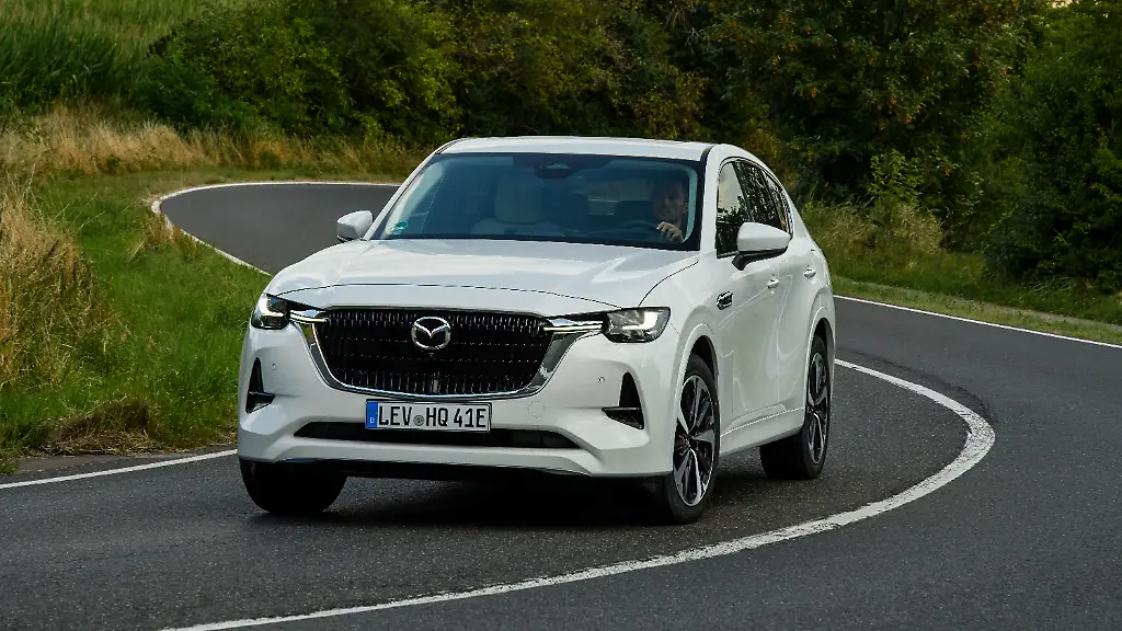 MazdaCX-60-Takumi-Germany-act-18