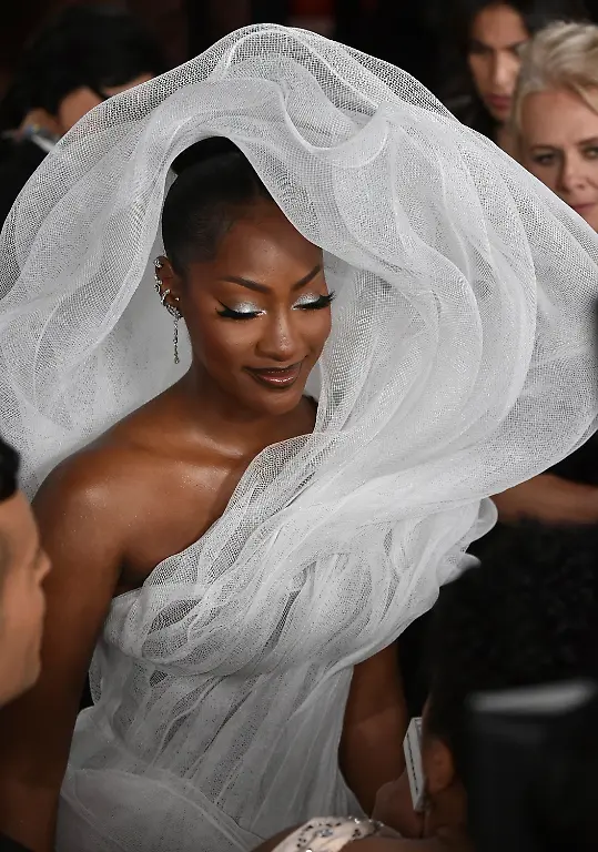 496145cfae3dd563c31c0da89ff83375