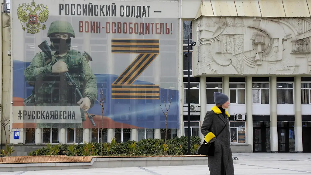 2023-02-08T164015Z-578727281-RC2W6Z9XFX3S-RTRMADP-3-UKRAINE-CRISIS-RUSSIA-CRIMEA